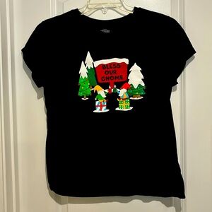 Adorable Comfy Gnome Holiday Wondershop Tee Sharp graphics Cotton Blend sz L